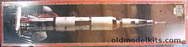 Revell 1/96 Apollo Saturn V  Moon Rocket - History Makers Issue, 8605 plastic model kit